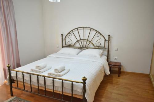 Comfortable Apartment Opposite The Park