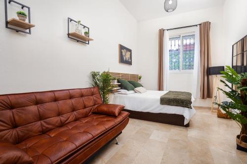 Central Studio Apartment