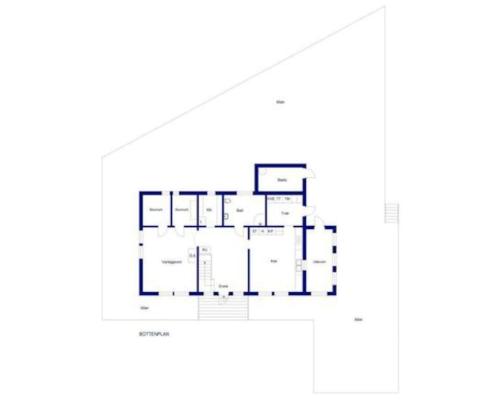 a floor plan of a house at Havsnära Motorbåt 12 Cyklar 18+Beds VedBastu Hav! in Djurhamn