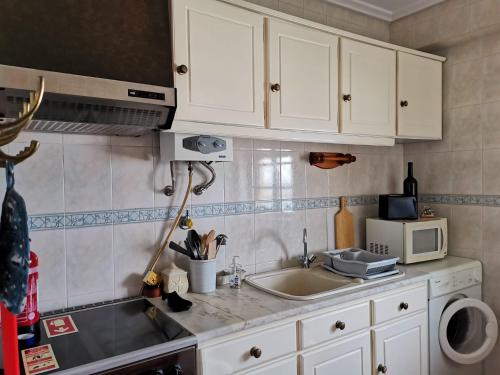 Joe's Place - Praia da Barra tesisinde mutfak veya mini mutfak