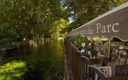 Hotel Restaurant du Parc en Bord de Rivière, Fontaine-de-Vaucluse – Tarifs  2024