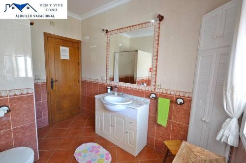 Chalet con Piscina privada en Conil