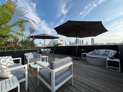 Ban công/sân hiên tại Beer Garden Hotel