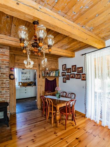 Dapur atau dapur kecil di Mój Domek i Twój Domek w Górach Świętokrzyskich
