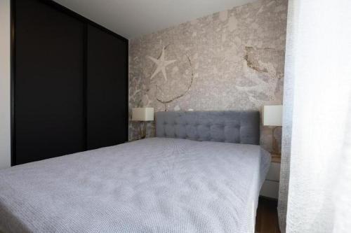 Apartments with parking space Zadar - 21919