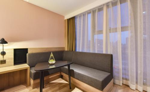 Posezení v ubytování Atour Hotel Shenyang Railway Station Taiyuan Street