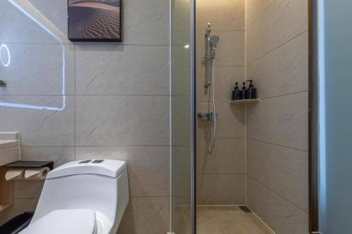 Ένα μπάνιο στο Atour X Hotel Shenzhen Guanlan Shanshui Pastoral