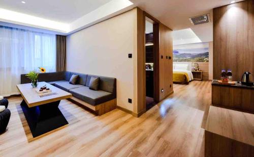 Posezení v ubytování Atour Hotel Dalian Zhongshan Square