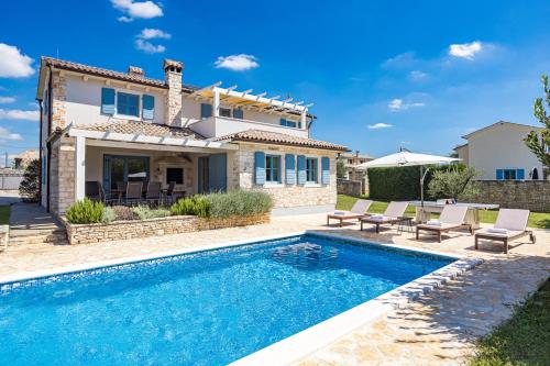 Bazén v ubytování Villas Adagio nebo v jeho okolí