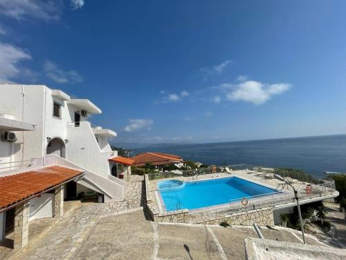 Gallery image of Yannis Apartments Barbati in Barbati