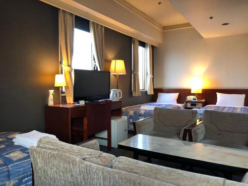 Televisyen dan/atau pusat hiburan di Hotel 28 Hiroshima