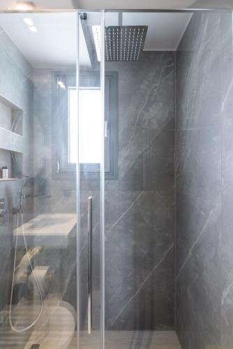 Ένα μπάνιο στο Amalthia Luxury Suites