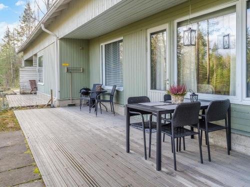 Balkón nebo terasa v ubytování Holiday Home Loma-koli 3 by Interhome