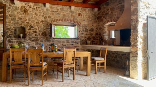 Gallery image of Villa Ploča on Hvar with a private heated pool in Dol