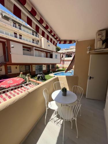 Estudio ROMÁNTICO La Carihuela