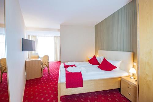 Postel nebo postele na pokoji v ubytování SeeHotel Großräschen