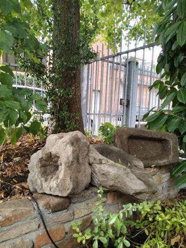 BHH BOLOGNA HOLIDAY HOME private Garden Reserved Parking -wwwbolognaholidayhomecom- house garden parking photo 38