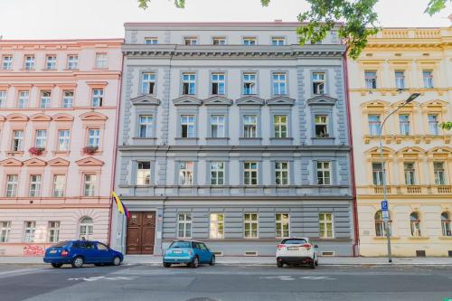 Foto Cozy quiet new apartment in Karlin square 5