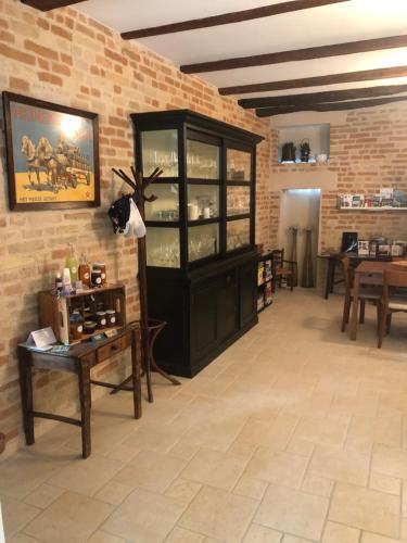 Una cocina o zona de cocina en Gastronomic B&B CarloCarla
