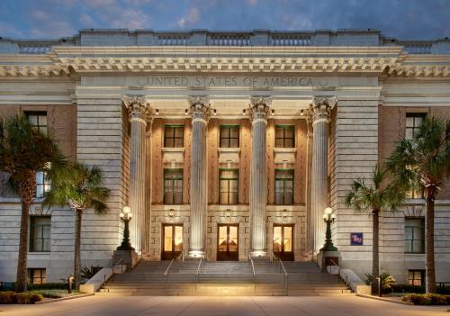 Le Méridien Tampa, The Courthouse Image