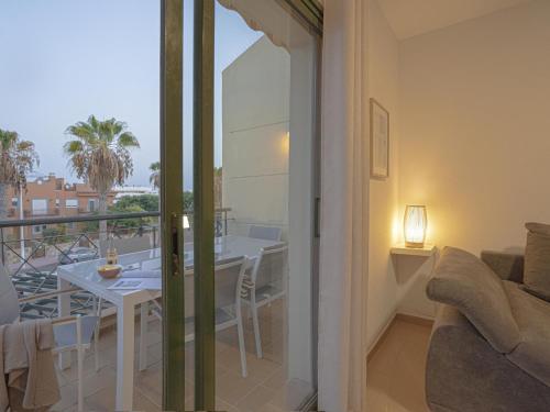 1 Bellamar bright apartment La Caleta