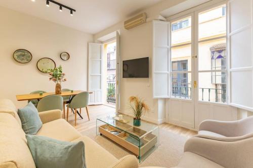 Juan de la Encina Central Suite