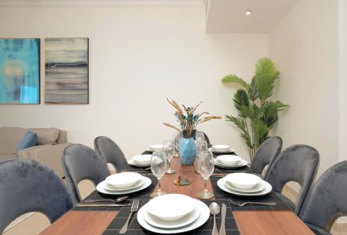 Χώρος καθιστικού στο Amazing BeachFront Apartments near Atlantis Waterpark by Simply Comfort Sarai Palm Jumeirah