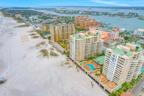 Gallery image of Sandpearl unit 757 in Clearwater Beach