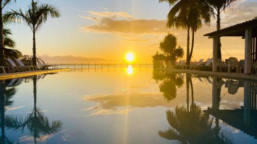 Villa TE URA Beach, hébergement à Tahiti