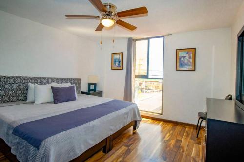 ¡Nueva! Bamboo Delf Inn - King