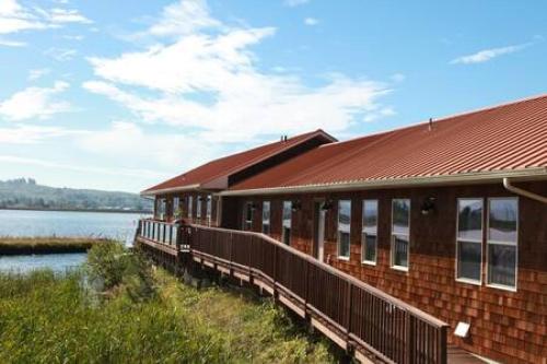 Gallery image of Historic Astoria Waterfront Views & Vintage Vibes in Astoria, Oregon