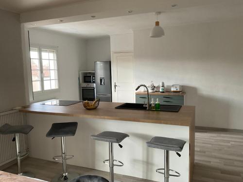 Villa Reine du Sud proche des Grands Buffets