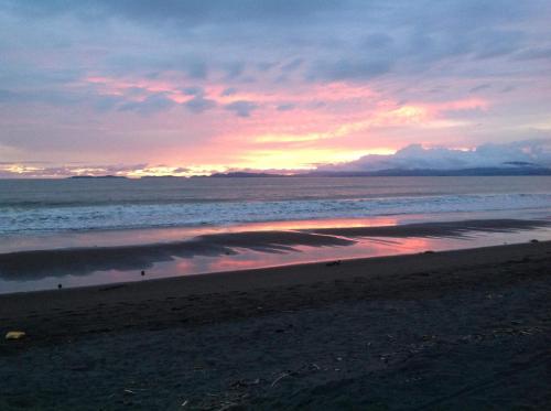 Your beachfront BnB paradise – Photos 2