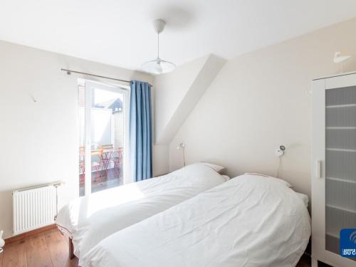 Кровать или кровати в номере Villa D este 0302 modern duplex apartment