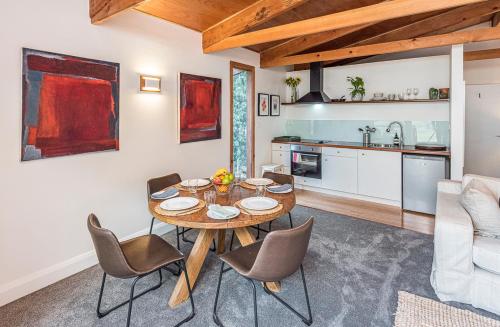 Gallery image of Crabapple Cabin in Bowral