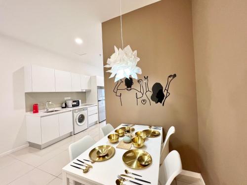 Dapur atau dapur kecil di HighPark Suites Kelana Jaya, Petaling Jaya by Sleepy Bear