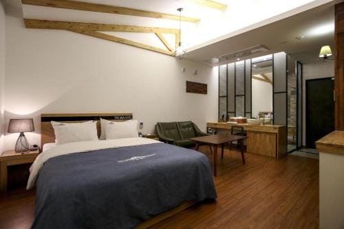 Gallery image of Hotel The Jaja in Gongju