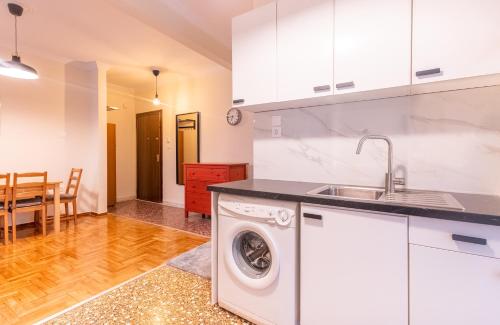 Ippocrates Luxury Apartment