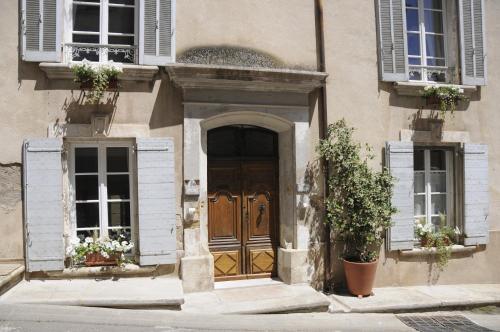 Gallery image of Les Chambres De Charlotte in Cucuron