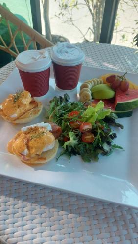 Mad på resortet eller i nærheden