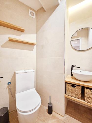 ALAMEDA COLON BY HDC Apartments