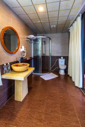 Ένα μπάνιο στο Sapa Vista Hotel