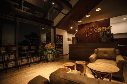Zona de estar de Homestay 22 Độ Dốc