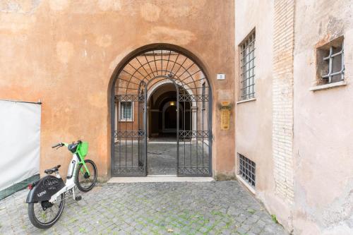 iFlat Navona's Penthouse with Stunning View