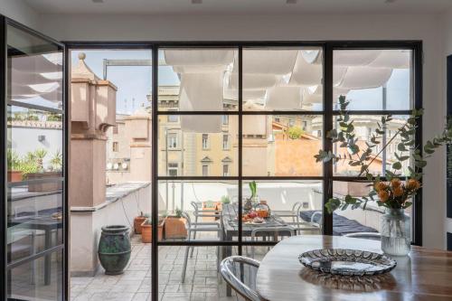 iFlat Navona's Penthouse with Stunning View