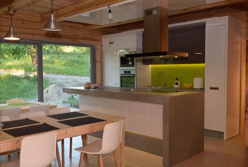 Kjøkken eller kjøkkenkrok på Obrocz137