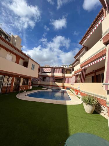 Estudio ROMÁNTICO La Carihuela