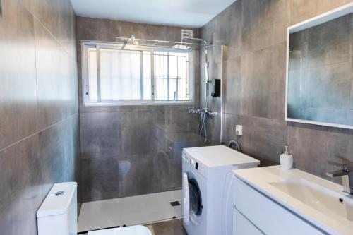 CASA NOVA, 1 min from beach, Calpe Centre