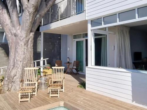 Μπαλκόνι ή βεράντα στο The Dragon Tree Guesthouse