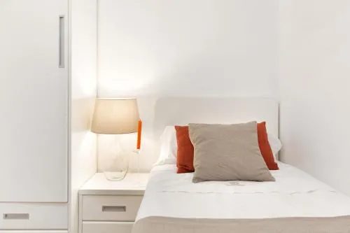 Eixample Building Apartments by Mercedes Heritage photo 10